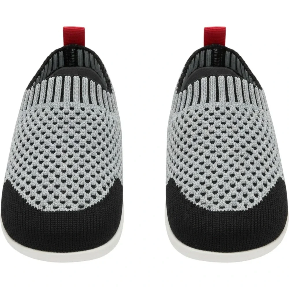 See Kai Run Baby Knit INF Sneakers Gray Black Slip On Shoes SML126U161 Size 5.5